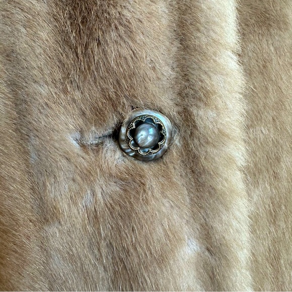 Vintage Fur Coat - Picture 7 of 8